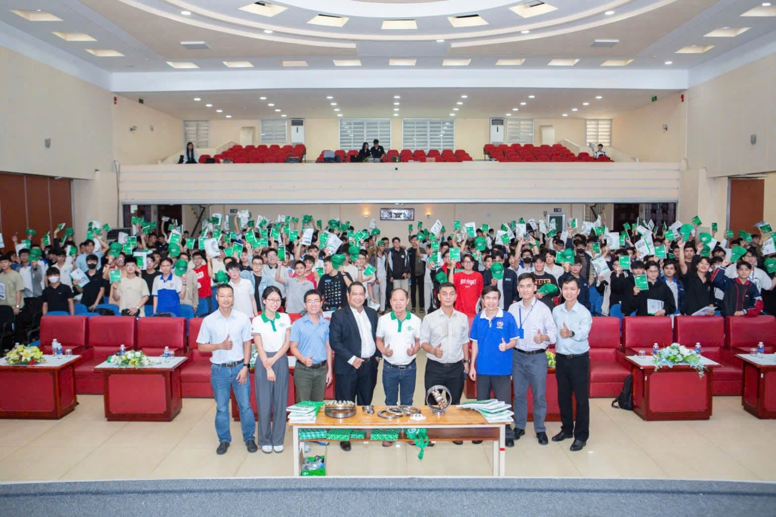 ISB Industries Vietnam contributing to a bearing fundamentals training session at HCMC University of Technology and Education